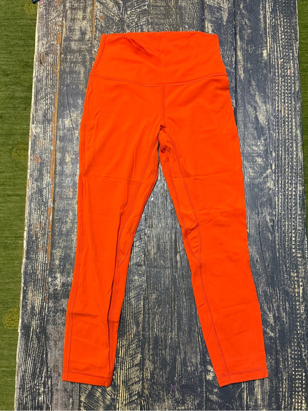 Lululemon Women’s Orange Leggings